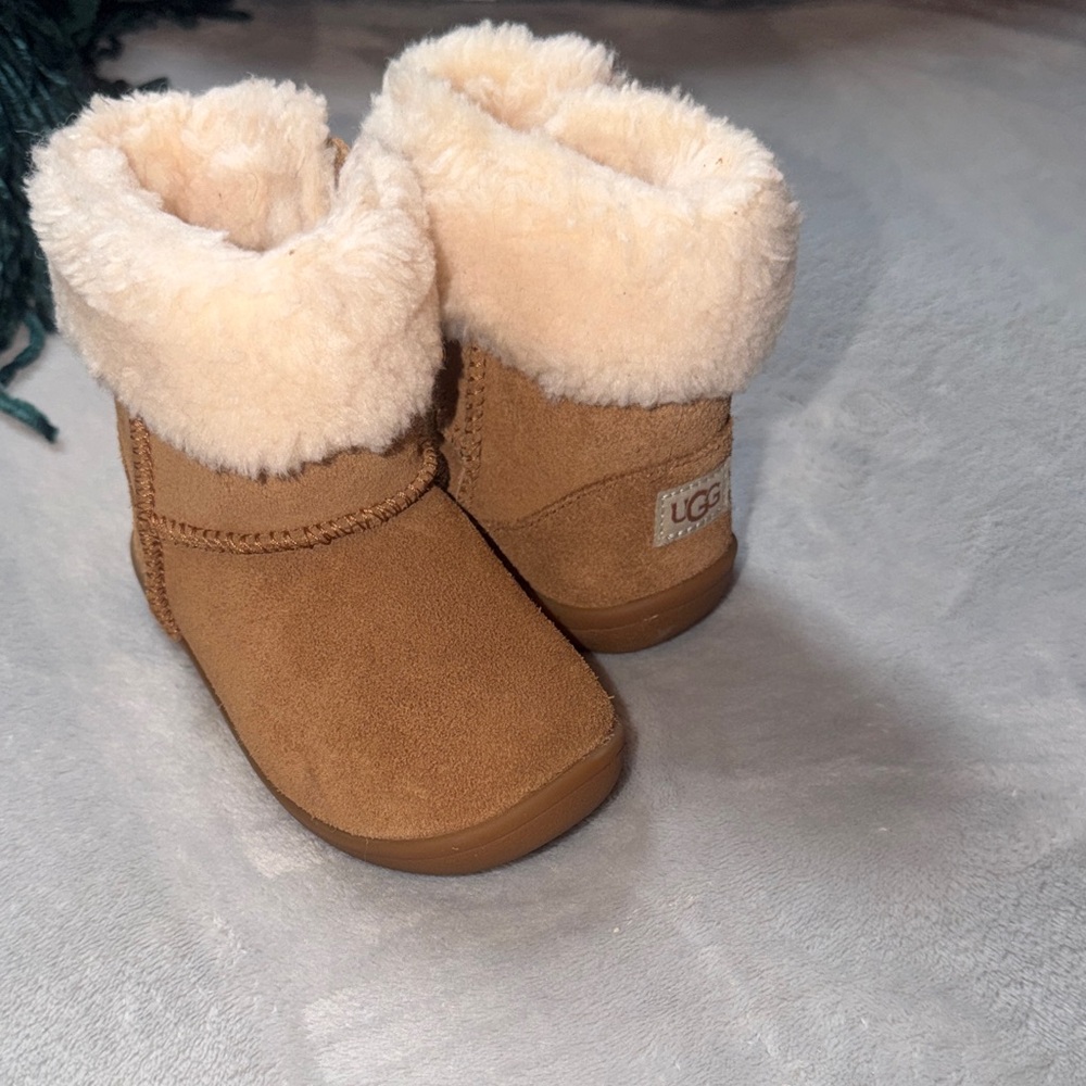 UGG Toddler Chestnut Suede Shearling Boots